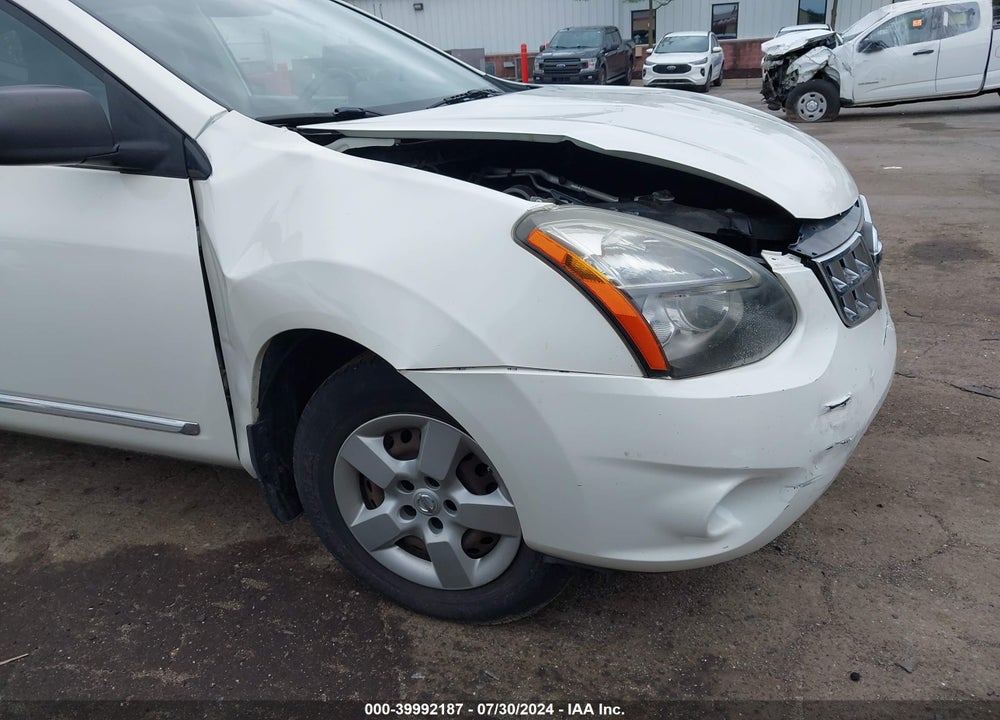 2014 NISSAN ROGUE SELECT S VIN: JN8AS5MV5EW722011