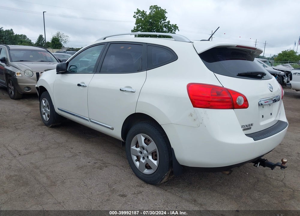 2014 NISSAN ROGUE SELECT S VIN: JN8AS5MV5EW722011