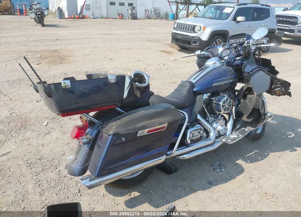 2012 HARLEY-DAVIDSON FLTRU ROAD GLIDE ULTRA VIN: 1HD1KGM17CB668122