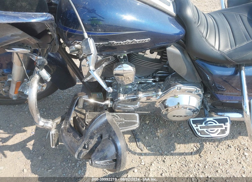 2012 HARLEY-DAVIDSON FLTRU ROAD GLIDE ULTRA VIN: 1HD1KGM17CB668122