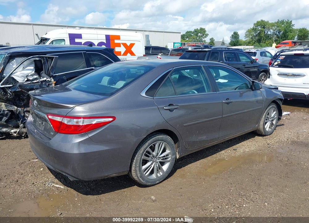 2016 TOYOTA CAMRY SE VIN: 4T1BF1FKXGU124457
