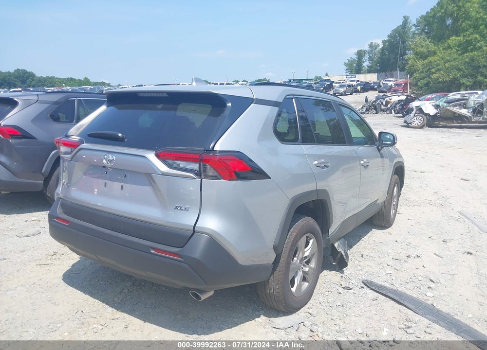 2024 TOYOTA RAV4 XLE VIN: 2T3W1RFV7RW308063