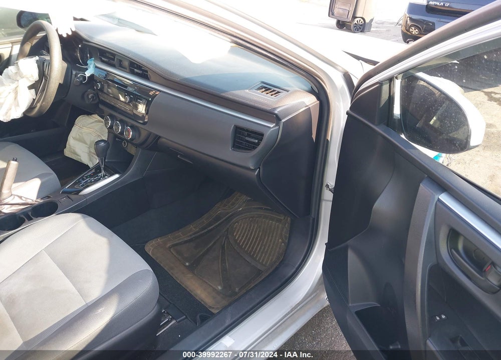 2015 TOYOTA COROLLA L VIN: 2T1BURHE8FC286213