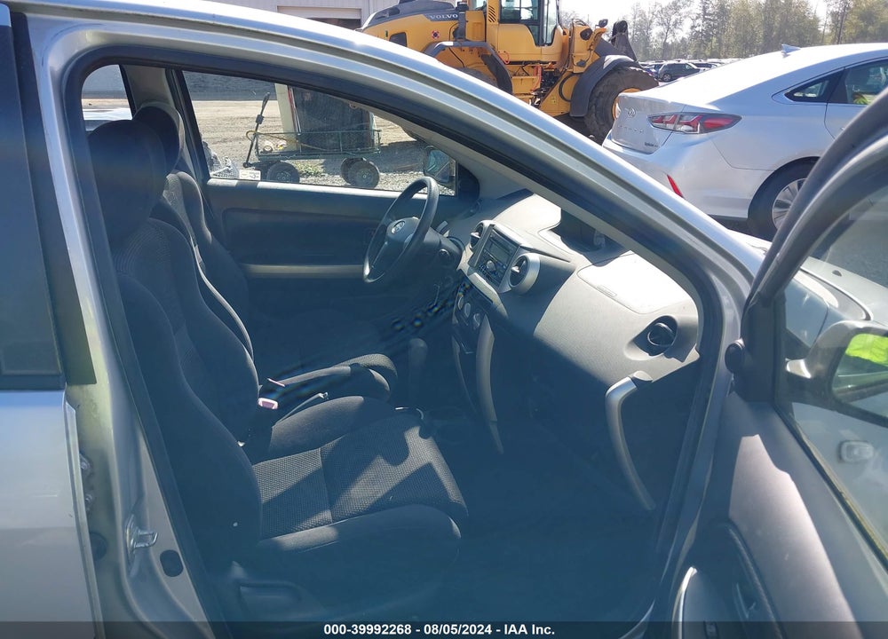 2005 SCION XA VIN: JTKKT624050121047