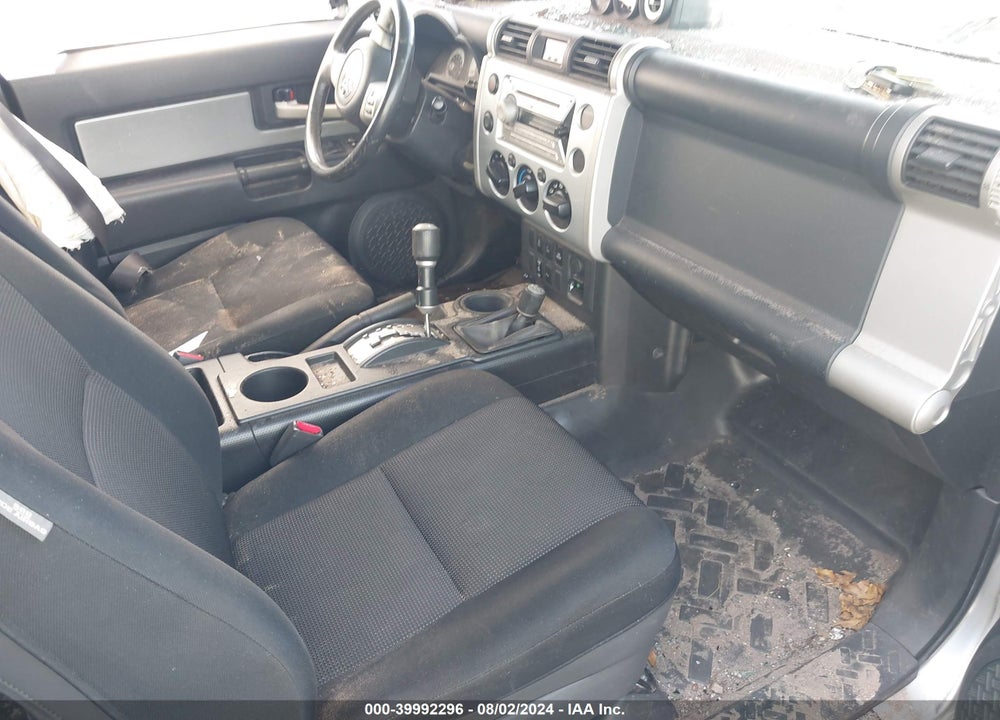 2007 TOYOTA FJ CRUISER VIN: JTEBU11FX70046091