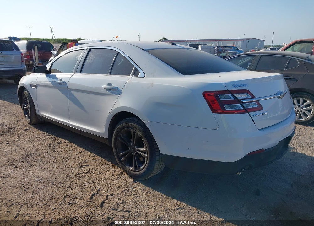 2015 FORD TAURUS SE VIN: 1FAHP2D85FG199692