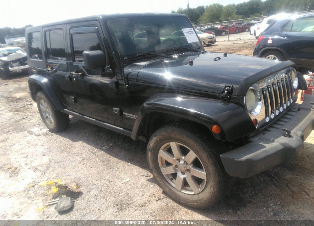 2008 JEEP WRANGLER UNLIMITED SAHARA VIN: 1J4GA591X8L635445