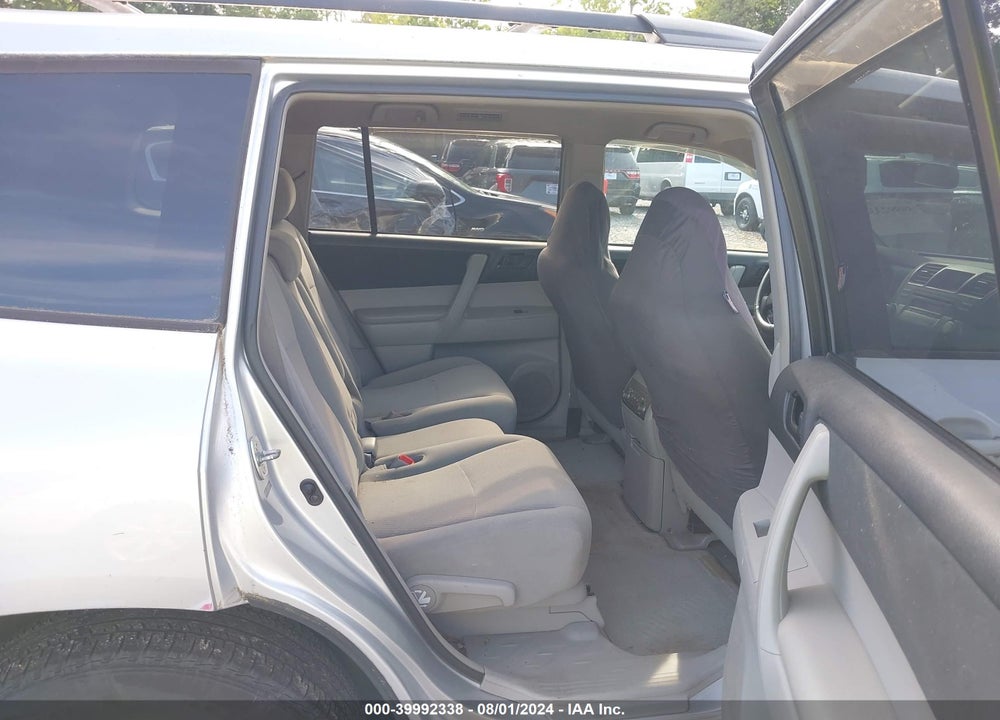 2010 TOYOTA HIGHLANDER BASE V6 VIN: 5TDZK3EH1AS016482