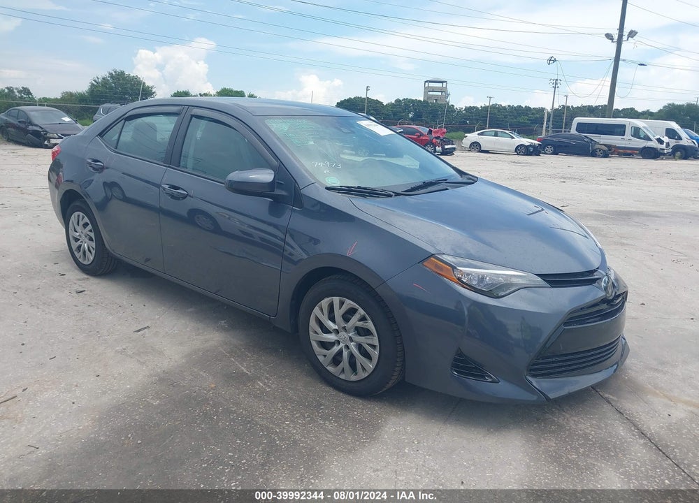 2017 TOYOTA COROLLA LE VIN: 2T1BURHE5HC828533