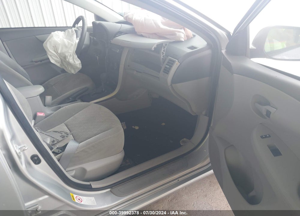 2009 TOYOTA COROLLA LE VIN: JTDBL40E499049794