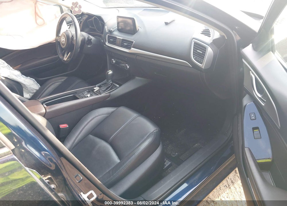 2018 MAZDA 3 TOURING VIN: 3MZBN1V34JM223608