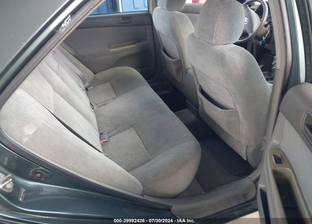 2004 TOYOTA CAMRY LE VIN: 4T1BE32KX4U373745