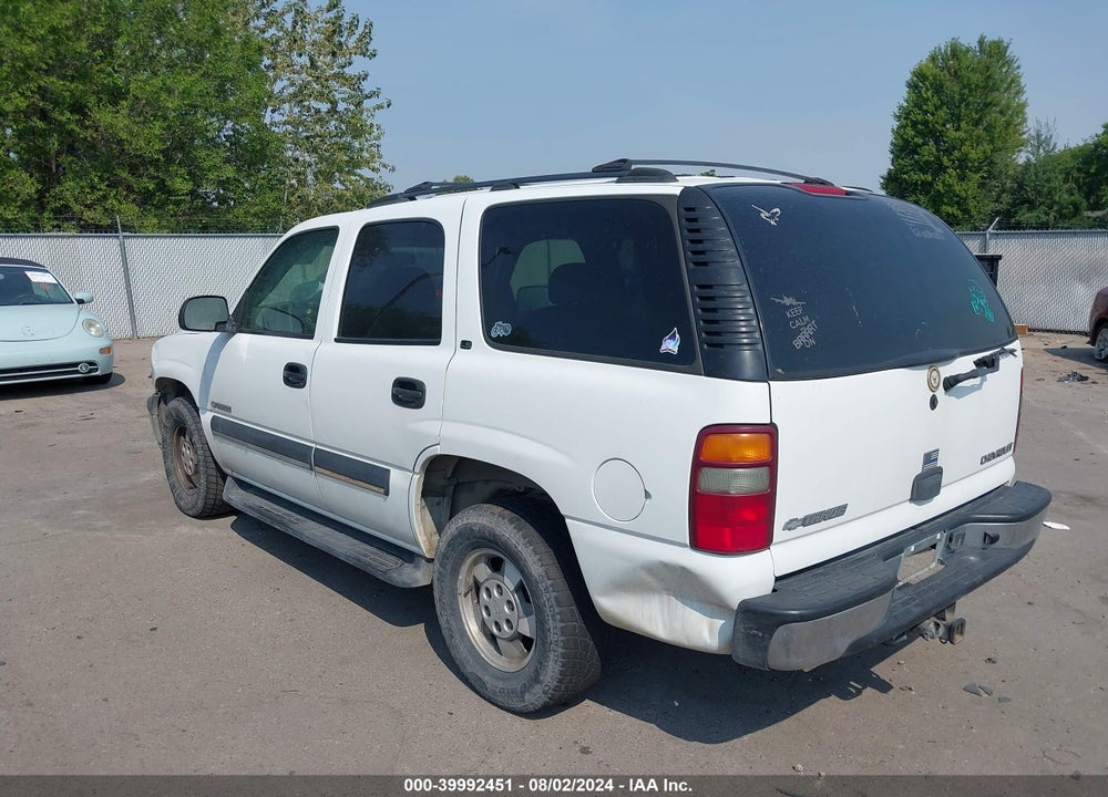 2002 CHEVROLET TAHOE LS VIN: 1GNEC13T82R202020