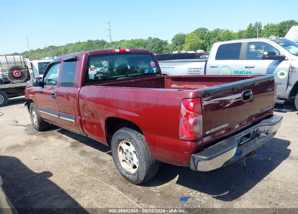 2003 CHEVROLET SILVERADO 1500 LS VIN: 2GCEC19V731340403