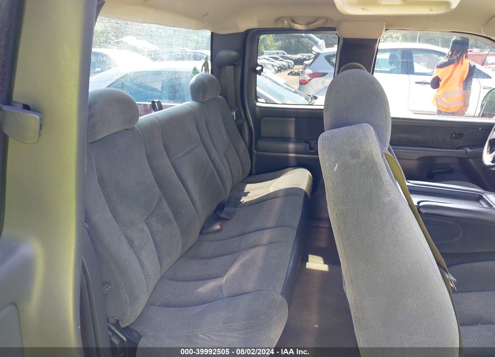 2003 CHEVROLET SILVERADO 1500 LS VIN: 2GCEC19V731340403