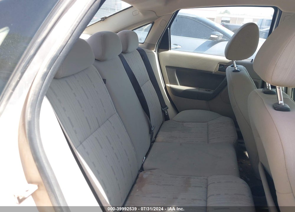 2010 FORD FOCUS VIN: 1FAHP3FN5AW279825