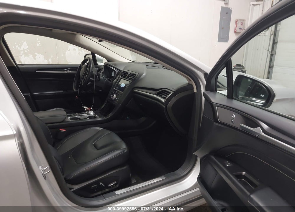 2019 FORD FUSION TITANIUM VIN: 3FA6P0D99KR182773