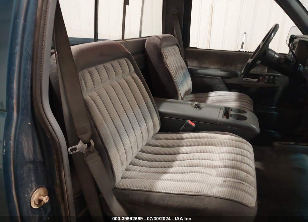1990 GMC SIERRA K1500 VIN: 1GTDK14K5LZ527612