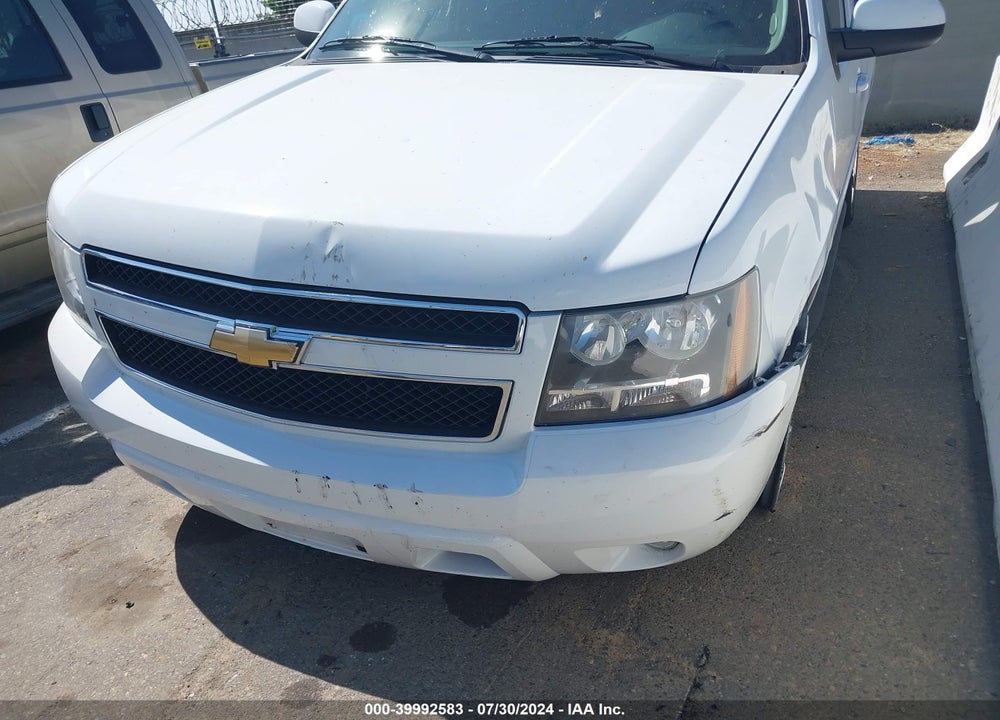 2011 CHEVROLET TAHOE LS VIN: 1GNSCAE02BR247654