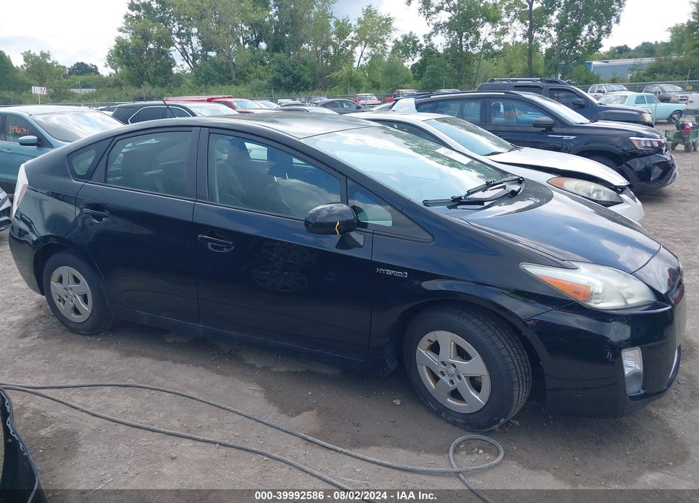 2011 TOYOTA PRIUS THREE VIN: JTDKN3DU6B0295374