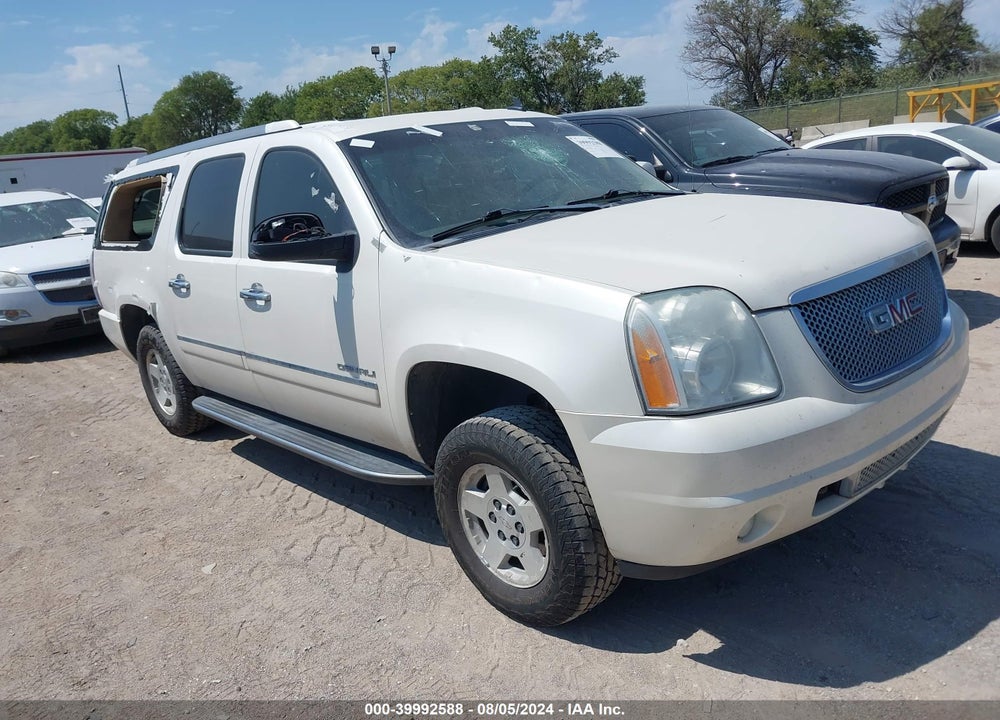 2011 GMC YUKON XL 1500 DENALI VIN: 1GKS2MEF7BR106956