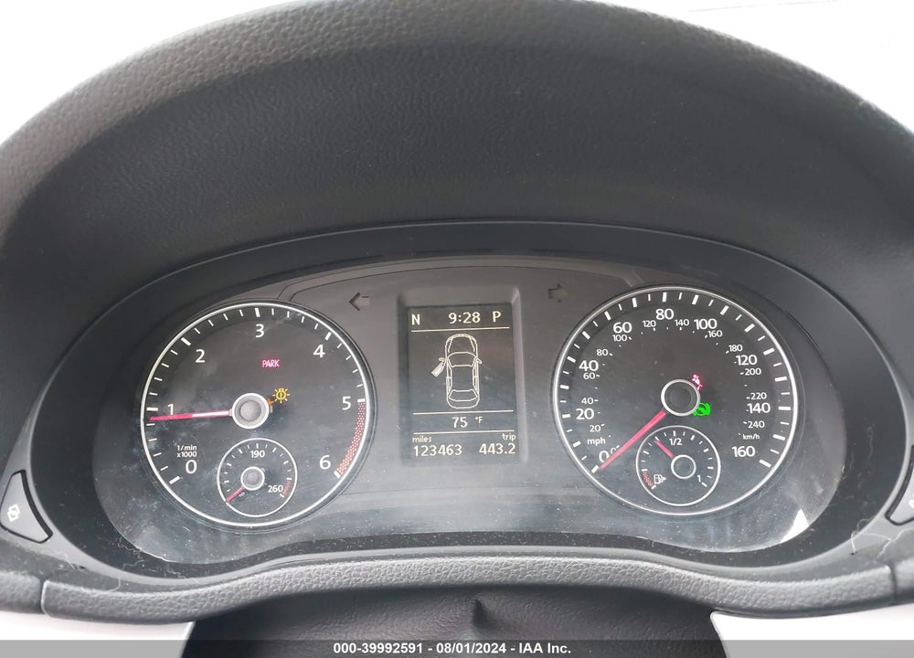 2012 VOLKSWAGEN PASSAT 2.0L TDI SE VIN: 1VWBN7A36CC029451