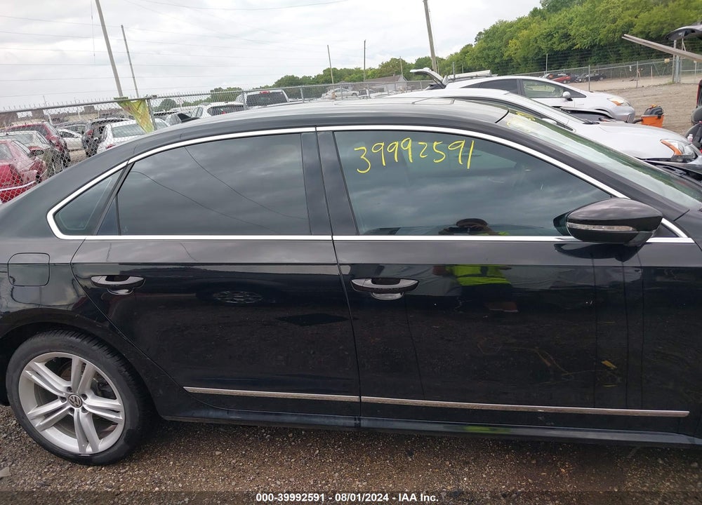 2012 VOLKSWAGEN PASSAT 2.0L TDI SE VIN: 1VWBN7A36CC029451