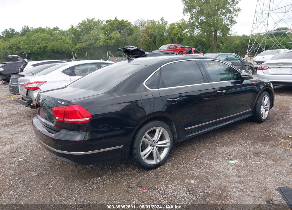 2012 VOLKSWAGEN PASSAT 2.0L TDI SE VIN: 1VWBN7A36CC029451