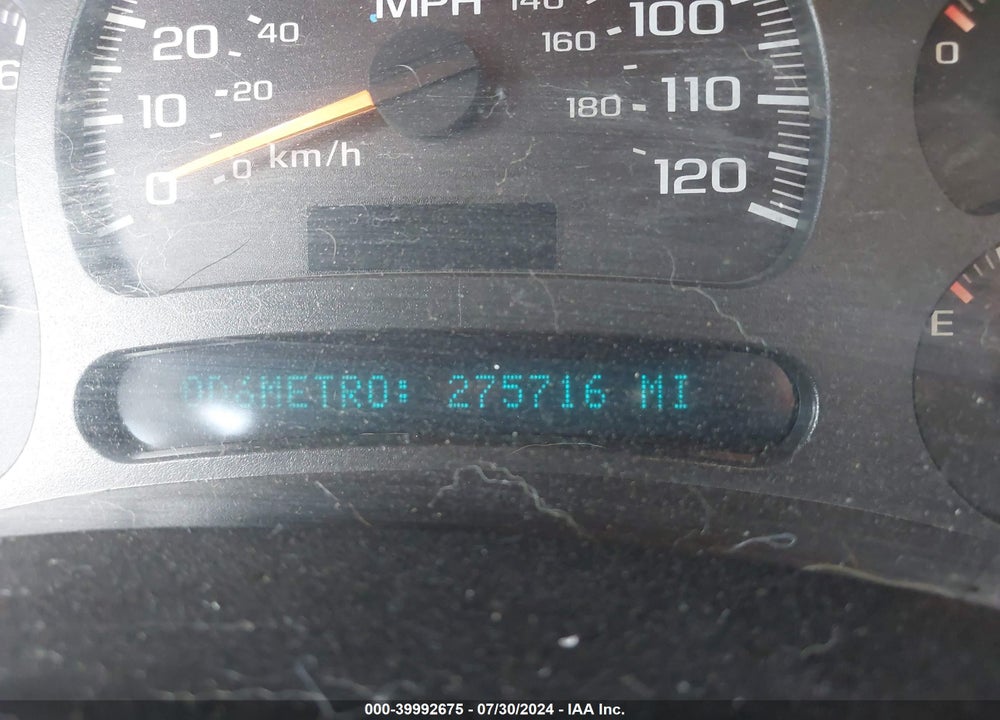 2004 CHEVROLET TAHOE LS VIN: 1GNEC13V64R219161