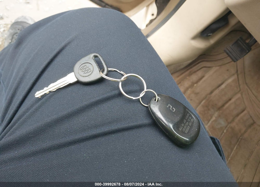 2005 BUICK LESABRE CUSTOM VIN: 1G4HP52K25U179082