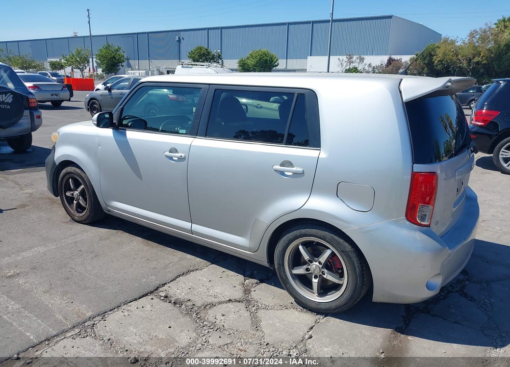 2011 SCION XB VIN: JTLZE4FE8B1119824