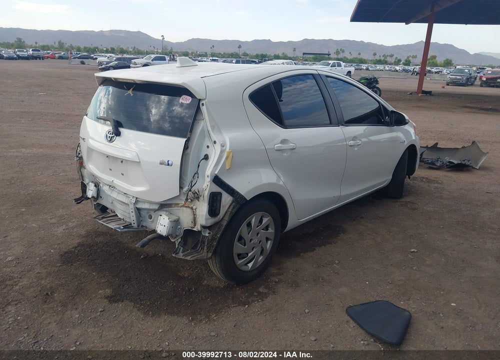 2015 TOYOTA PRIUS C FOUR/ONE/THREE/TWO VIN: JTDKDTB33F1581163
