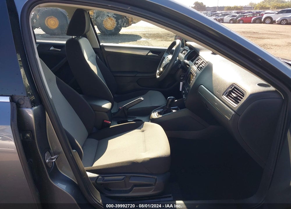2017 VOLKSWAGEN JETTA 1.4T S VIN: 3VW2B7AJ7HM216176