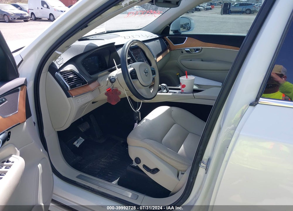 2022 VOLVO XC90 RECHARGE PLUG-IN HYBRID T8 INSCRIPTION EXPRESSION 6 PASSENGER VIN: YV4BR00Z0N1809459