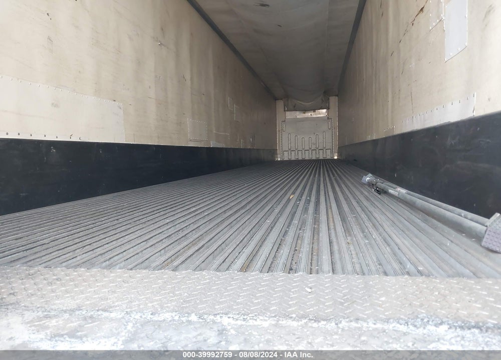 2001 UTILITY TRAILER MFG --- VIN: 1UYVS25381U668705