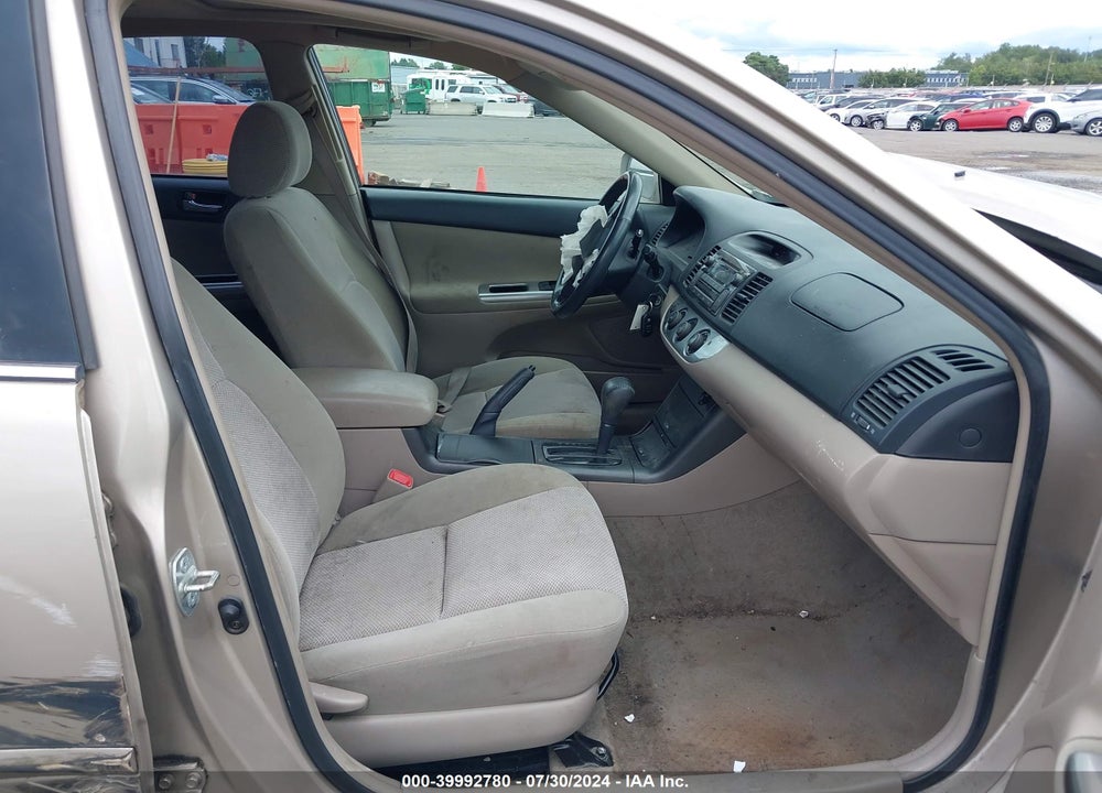 2005 TOYOTA CAMRY SE VIN: 4T1BE32K05U557030