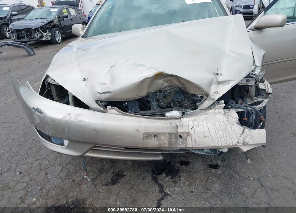 2005 TOYOTA CAMRY SE VIN: 4T1BE32K05U557030