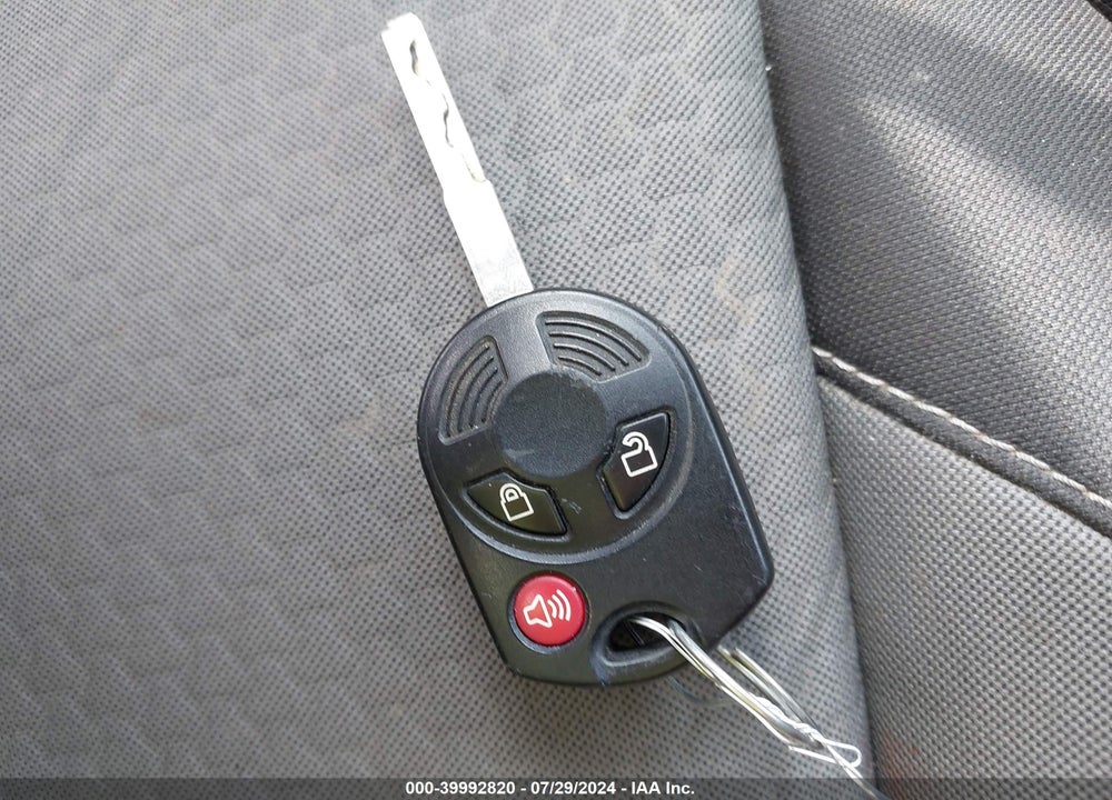 2017 FORD ESCAPE SE VIN: 1FMCU0GD2HUE05626