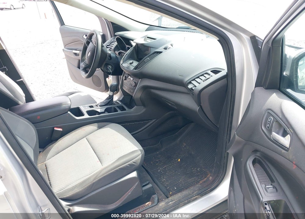 2017 FORD ESCAPE SE VIN: 1FMCU0GD2HUE05626