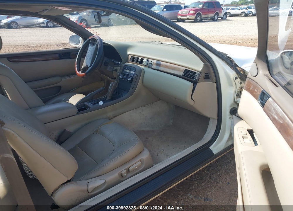1992 LEXUS SC 400 VIN: JT8UZ30C4N0011589