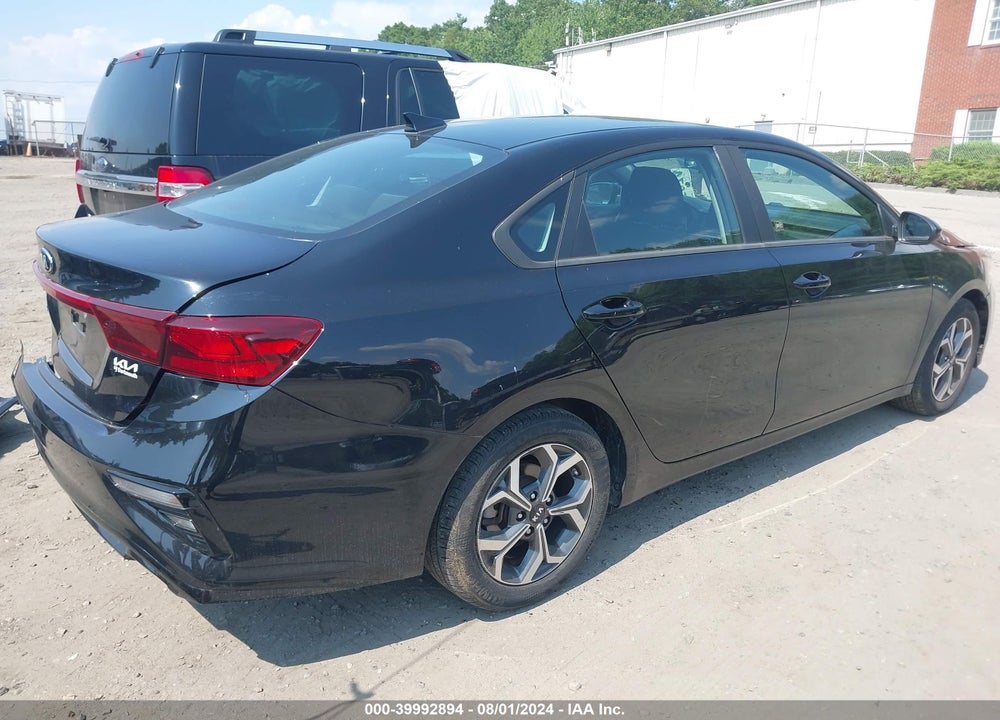 2019 KIA FORTE LXS VIN: 3KPF24AD3KE102495