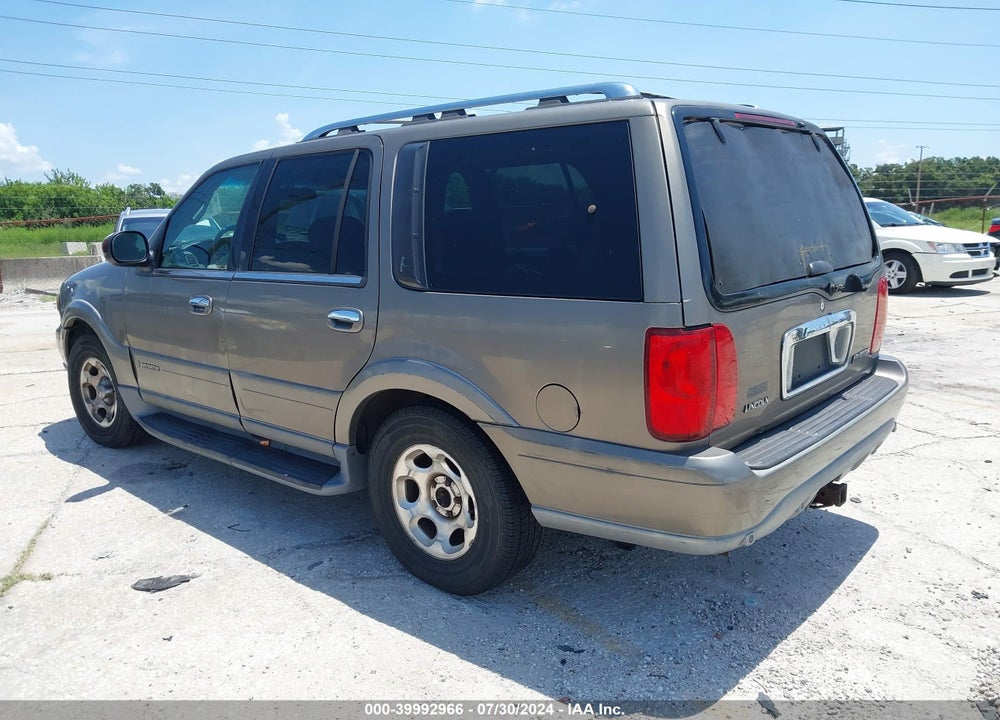 2001 LINCOLN NAVIGATOR VIN: 5LMFU28R91LJ19137