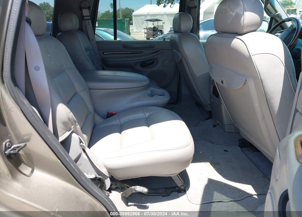 2001 LINCOLN NAVIGATOR VIN: 5LMFU28R91LJ19137