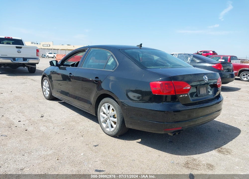 2012 VOLKSWAGEN JETTA 2.5L SE VIN: 3VWDX7AJ1CM308936