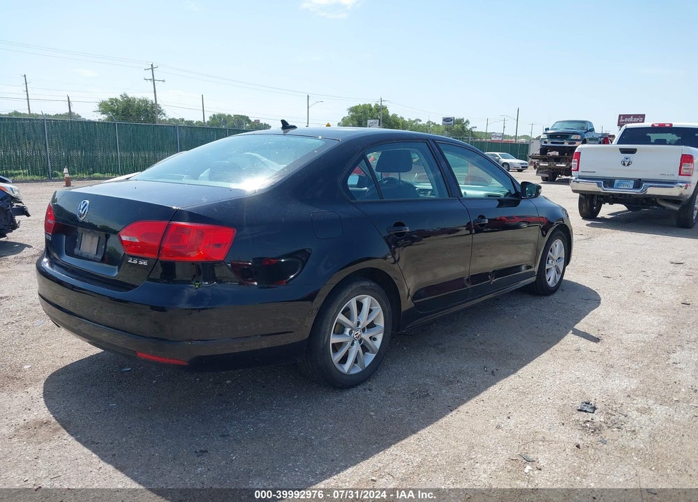 2012 VOLKSWAGEN JETTA 2.5L SE VIN: 3VWDX7AJ1CM308936
