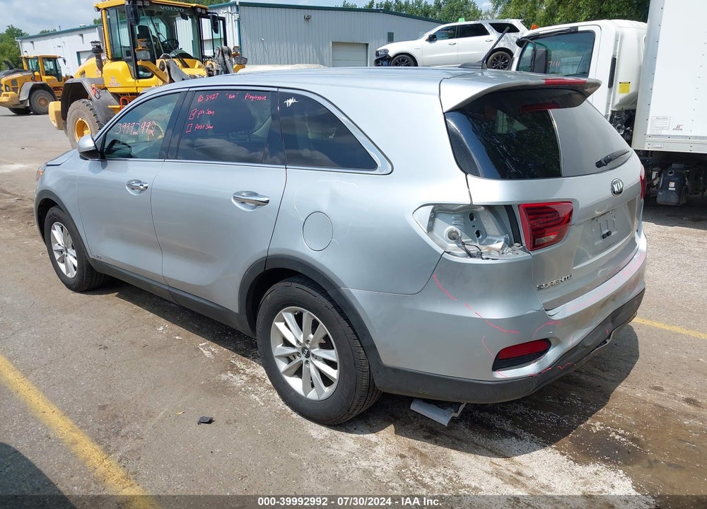 2019 KIA SORENTO 3.3L LX VIN: 5XYPGDA50KG570119