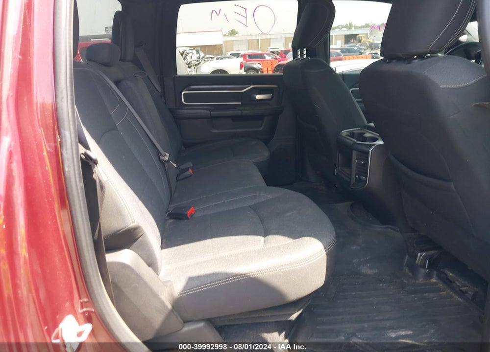 2019 RAM 2500 BIG HORN 4X4 6'4 BOX VIN: 3C6UR5DJ7KG599346