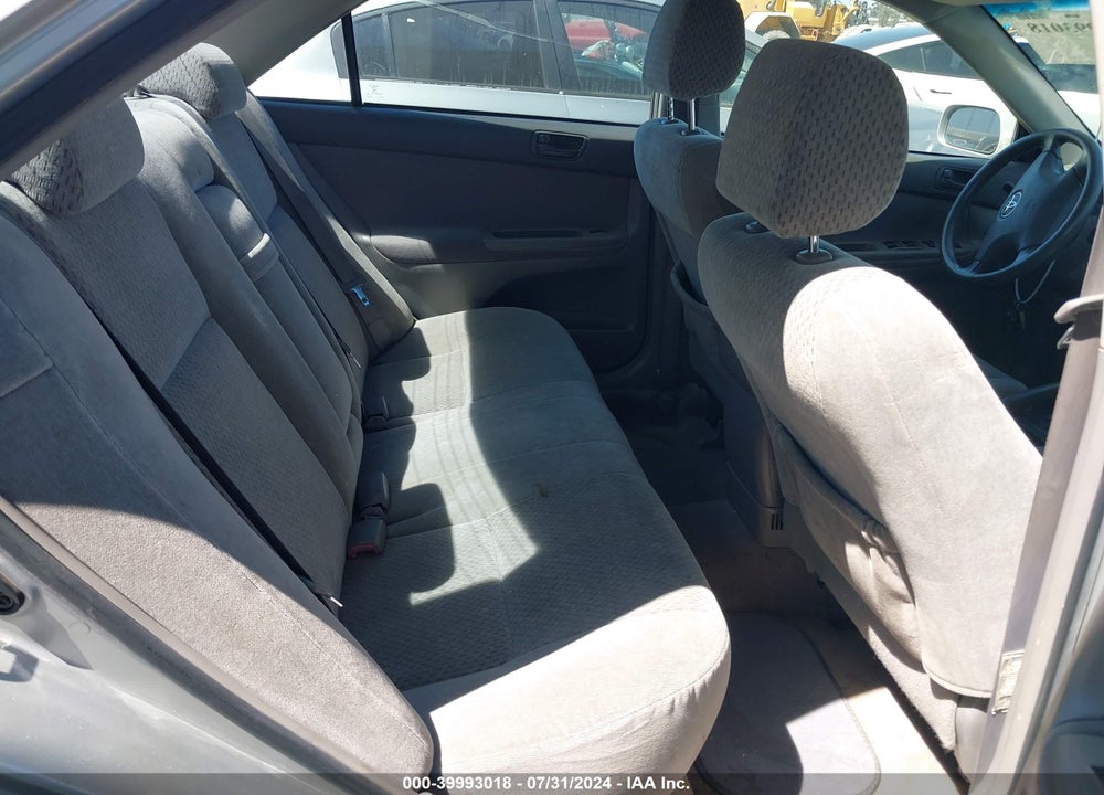 2004 TOYOTA CAMRY LE VIN: 4T1BE32K64U293147