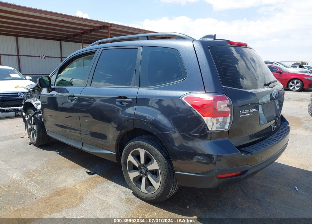 2018 SUBARU FORESTER 2.5I VIN: JF2SJABCXJH501520