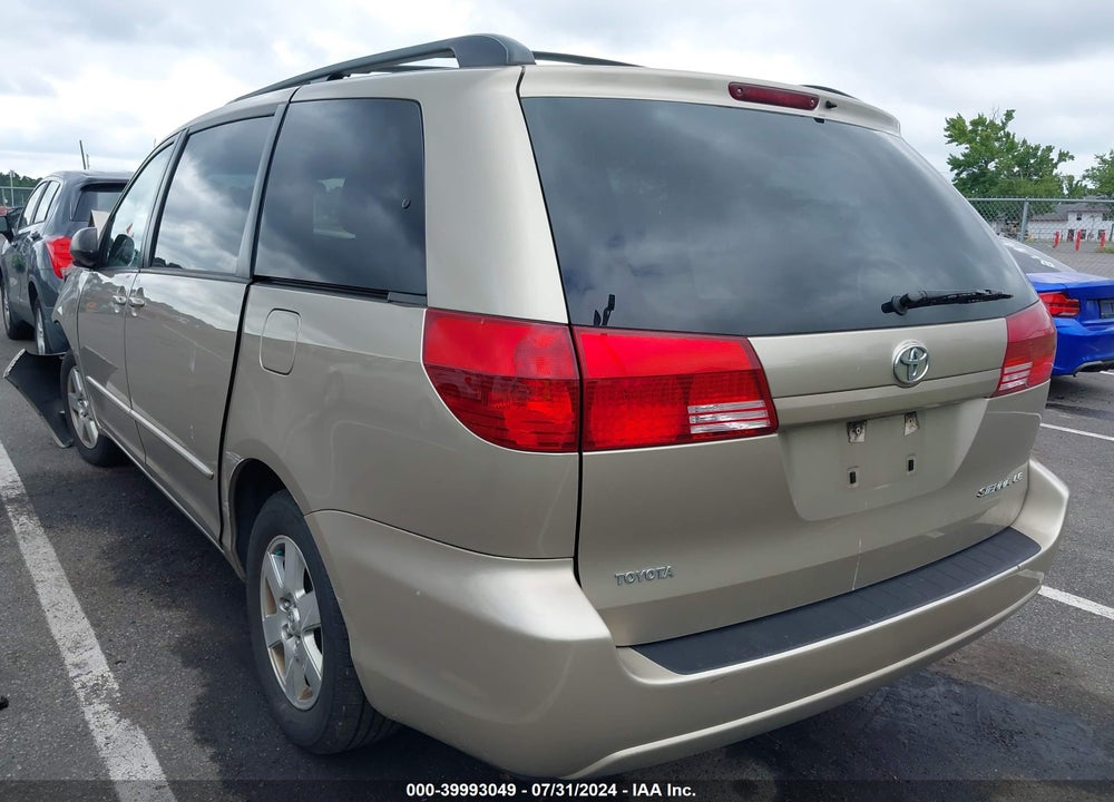 2005 TOYOTA SIENNA LE VIN: 5TDZA23C75S385664